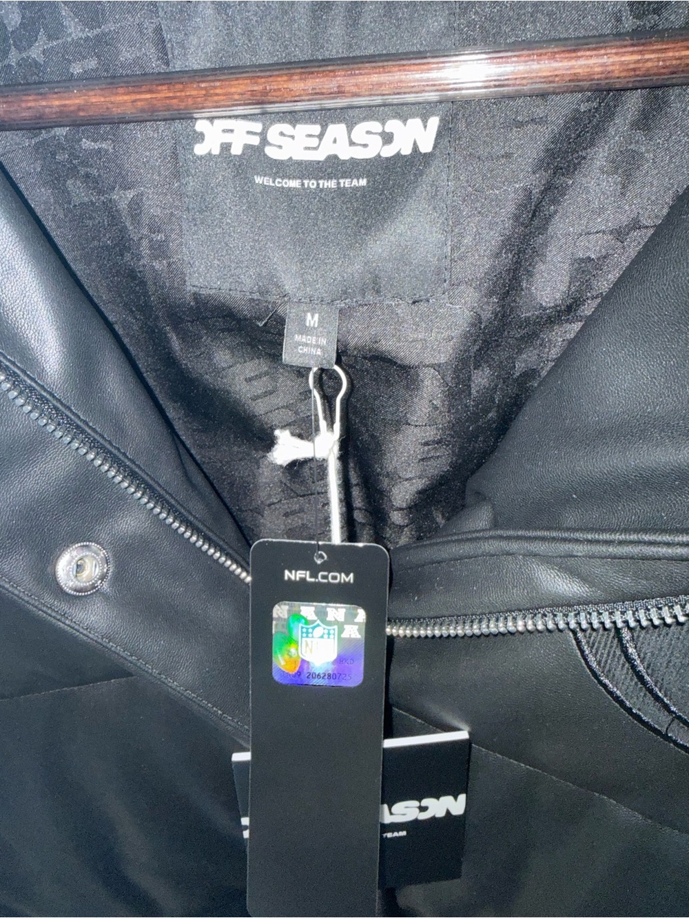NFL Black Quilted Off-Season Jacket - San Francisco 49ers - Medium - Picture 3 of 3